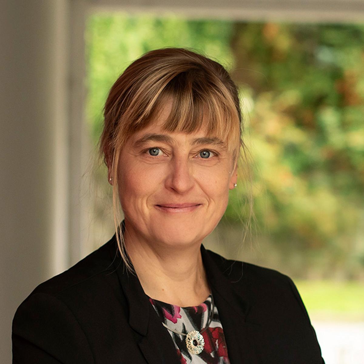 Porträt der Künstlerin Brigitte Parsche